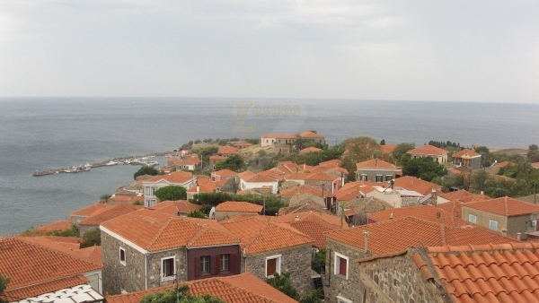 Πωλείται μονοκατοικία στην Μήθυμνα (Μόλυβο) Λέσβου.