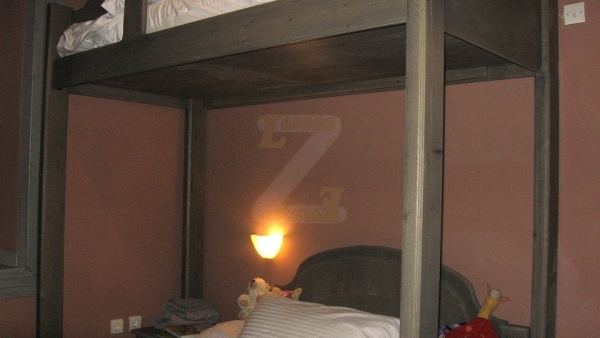 Ενοικιάζονται 4 δωμάτια για 8 άτομα στην Σκάλα Ερεσού Λέσβου.